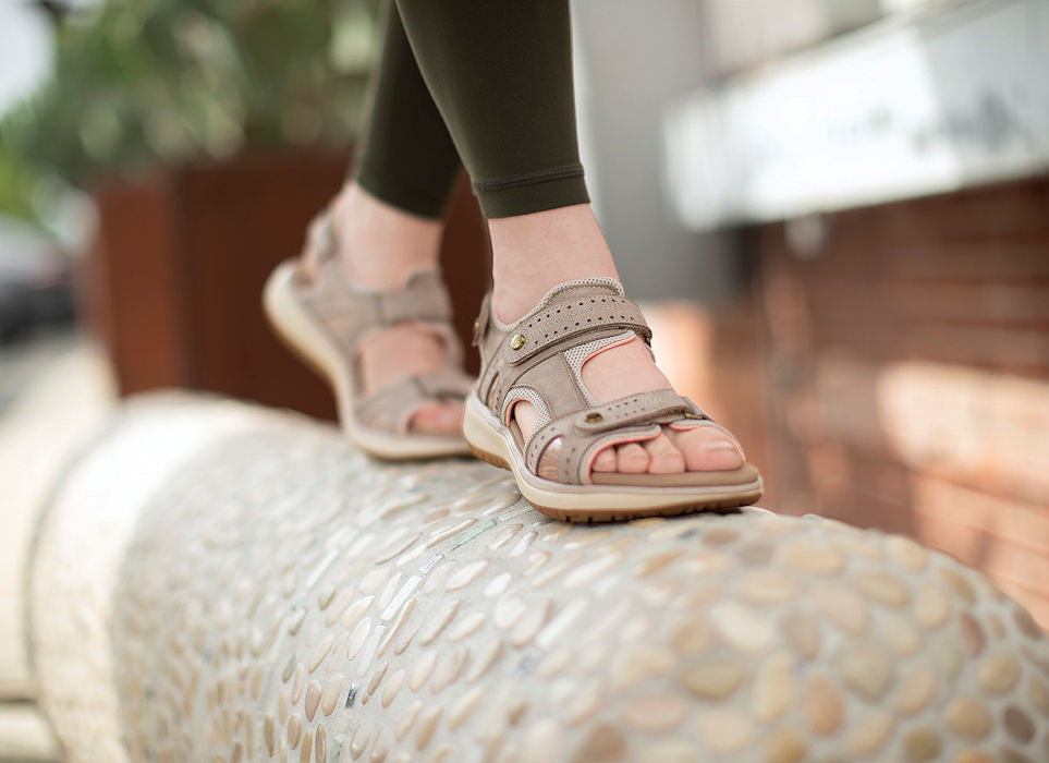 The ultimate walking sandal
